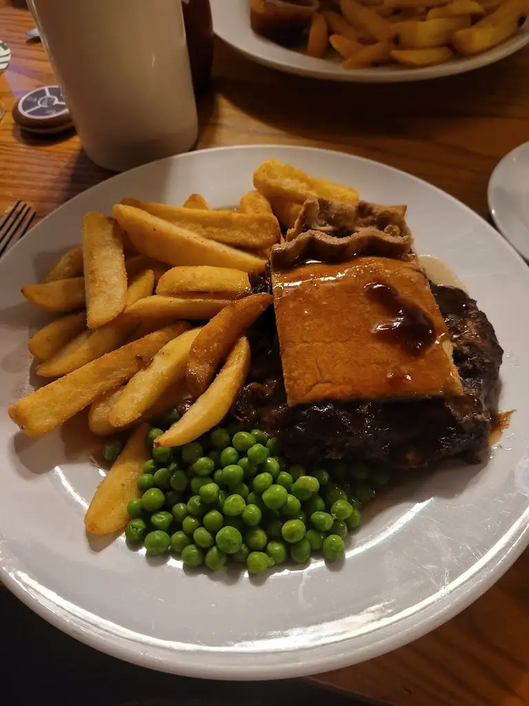 Menu_The Fighting Cocks_Godshill_image_9