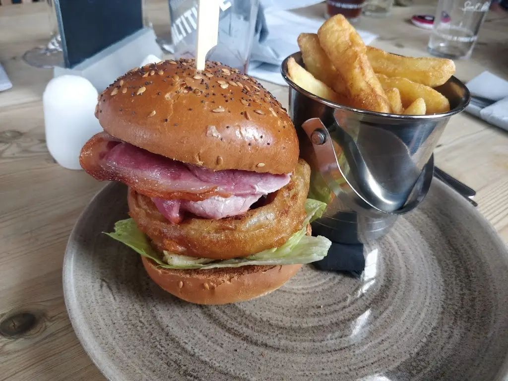 Menu_Chequers Inn_Godshill_image_9