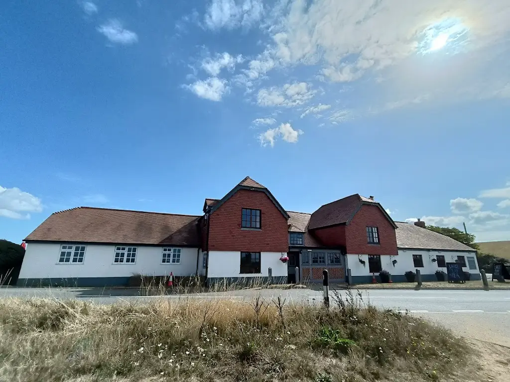 Unali Shah_Chequers Inn_Godshill_review