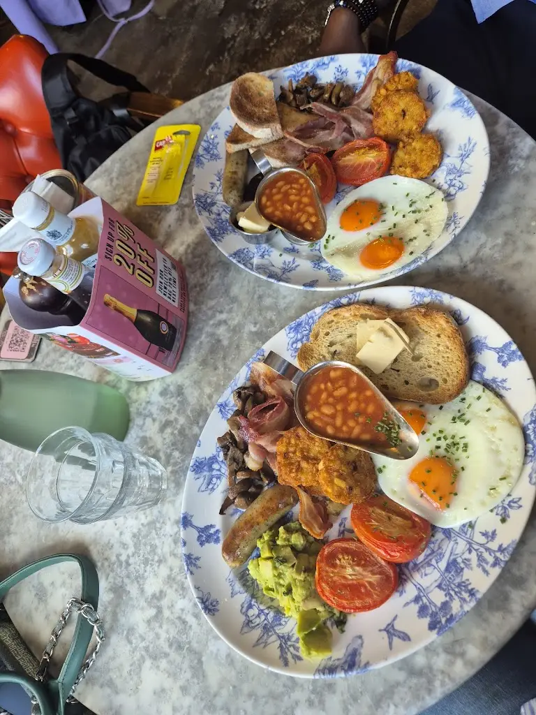 Neila M_Bill's Gloucester Quays Restaurant_Gloucester_review