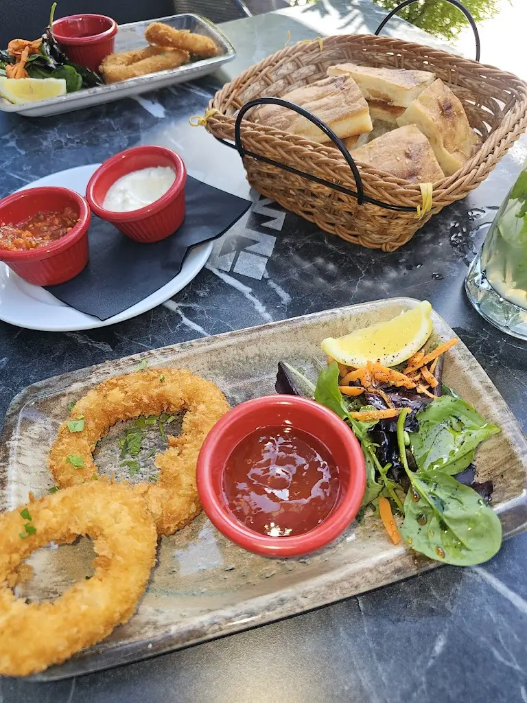 Lisa M_ANATOLIAN PALACE_Gloucester_review