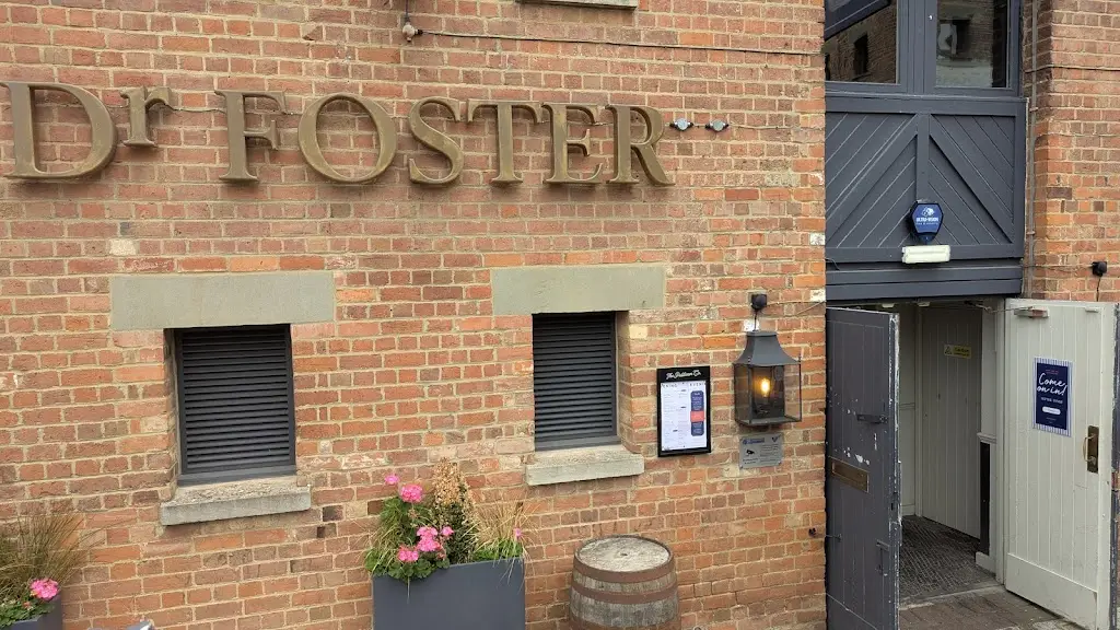 Dr Foster - Pub & Restaurant_Gloucester_slider_image_3