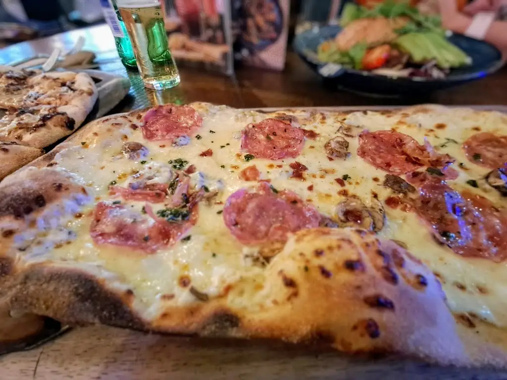 Zizzi - Gloucester Quays_Gloucester_slider_image_3