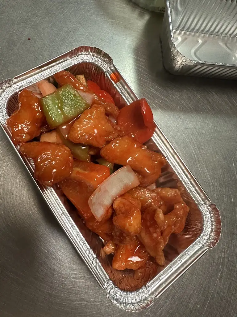 Menu_Twin Dragon_Awsworth_image_5