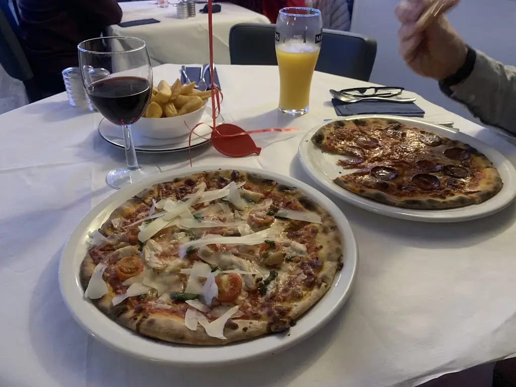 Olivia Leah_Napoli Restaurant_Glossop_recensione