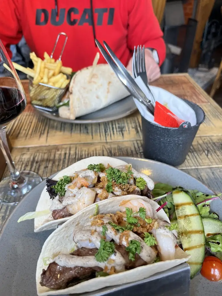 The Boy_The Oakwood_Glossop_review