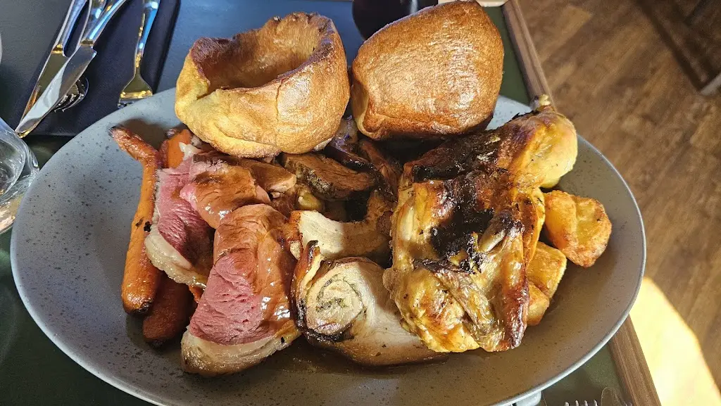 Tallow Bar & Grill_Glossop_slider_image_2