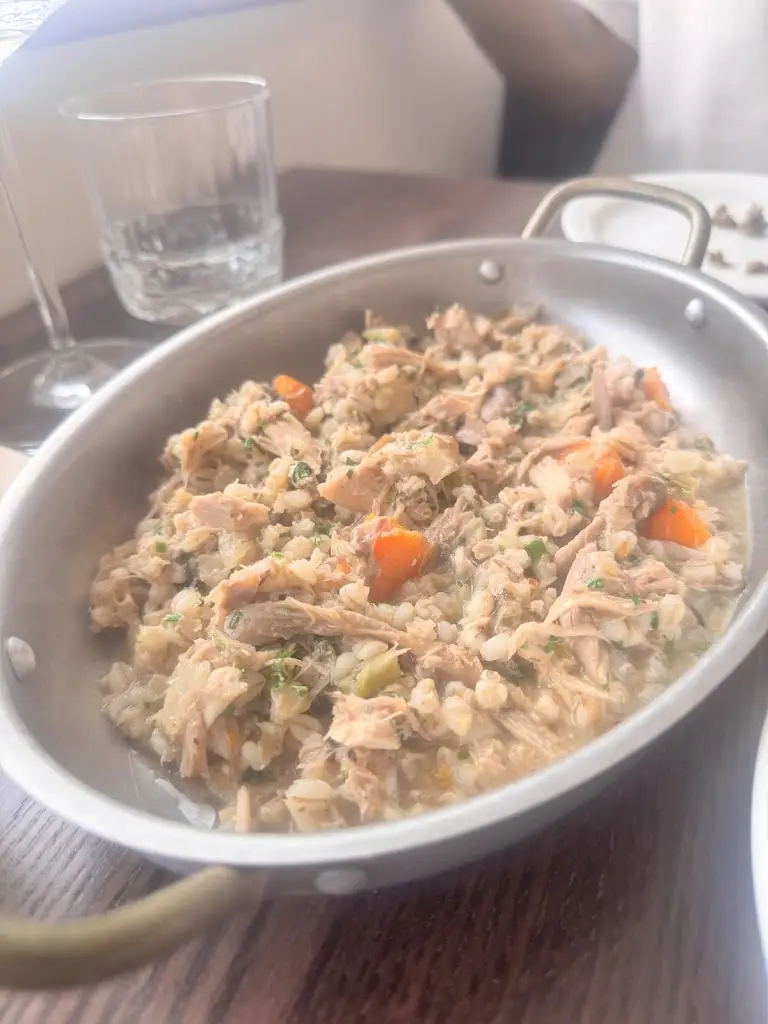 Alyssia Thorburn_Almanac_Glossop_review