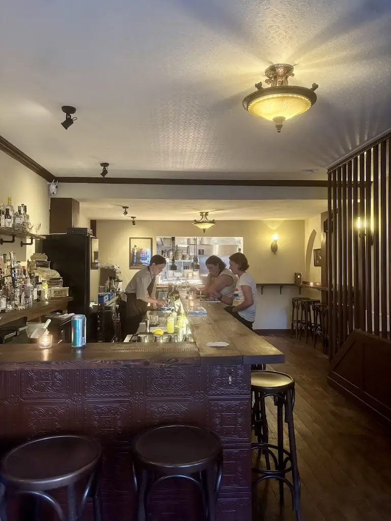 Almanac restaurante en Glossop