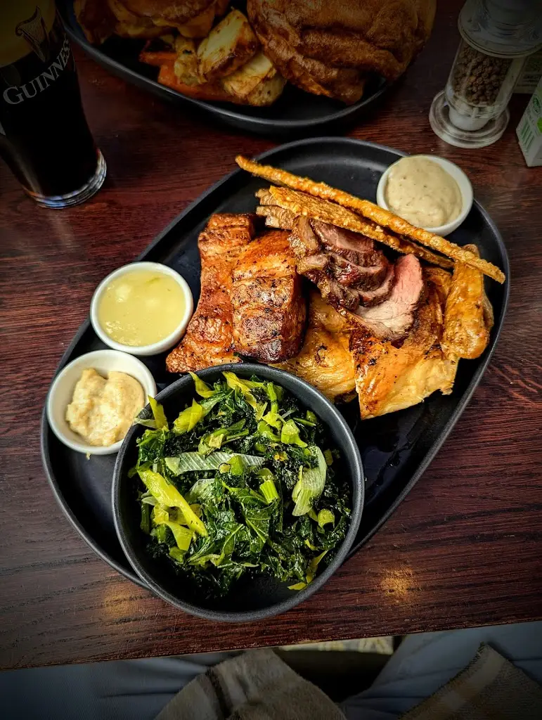 Jade Homer_Bell Inn Godstone_Godstone_review