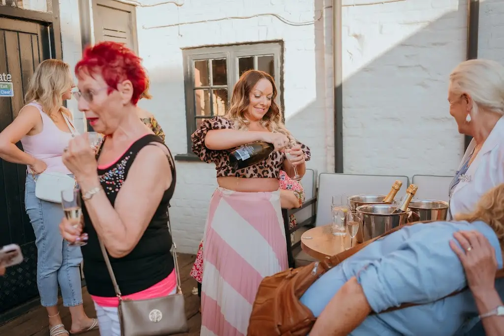 Emily Watson_White Hart_Godstone_review