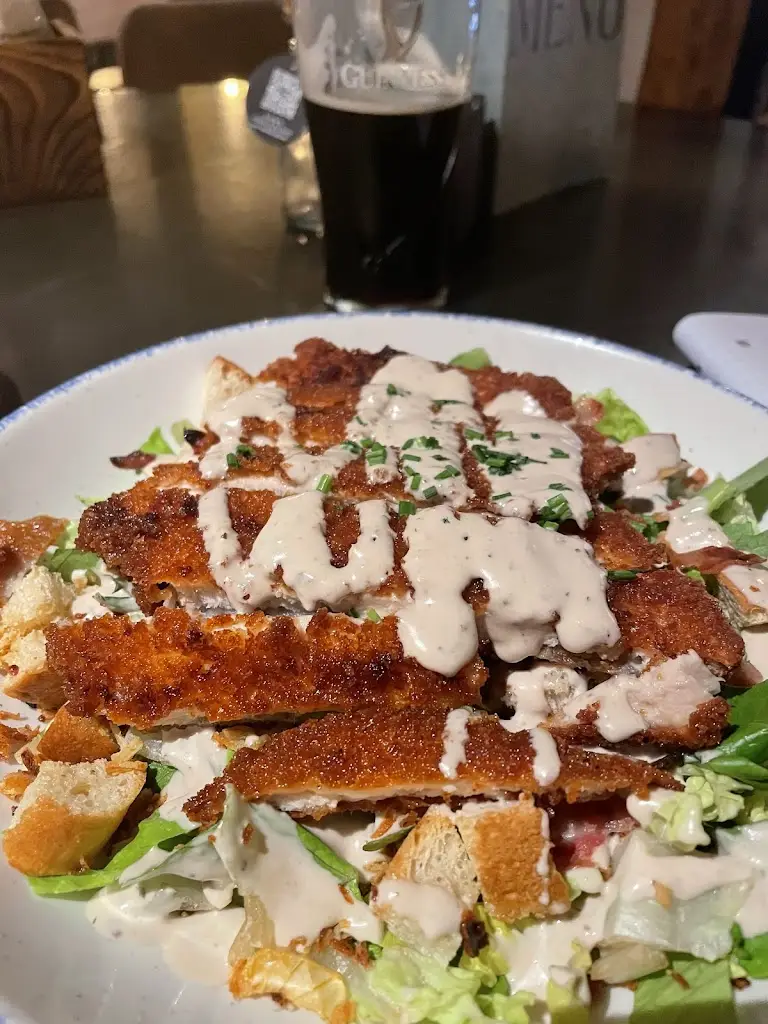 Luke_White Hart_Godstone_review