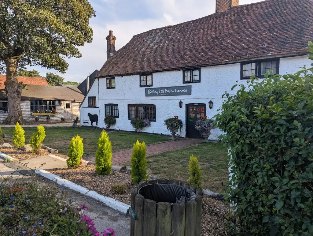 Tom Raffield_Botley Hill Farmhouse_Godstone_review