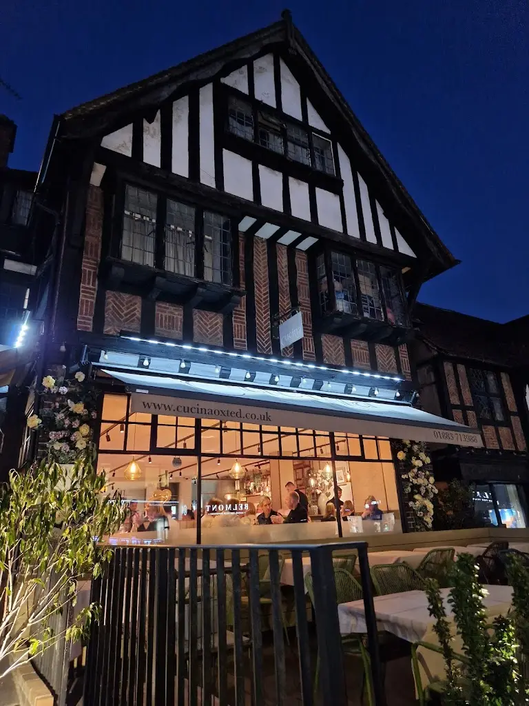 Cucina Italian Restaurant_Godstone_slider_image_3