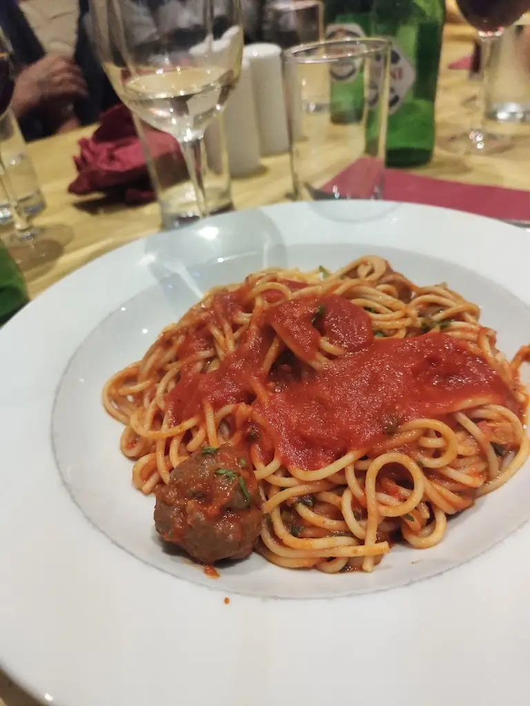 Menu_Gigi's_Glastonbury_image_7