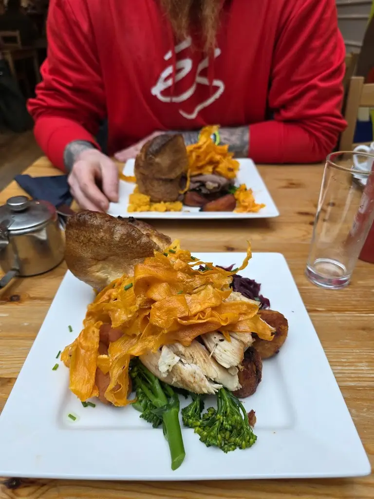 Amber Bloom_My Fine Deli_Glastonbury_review