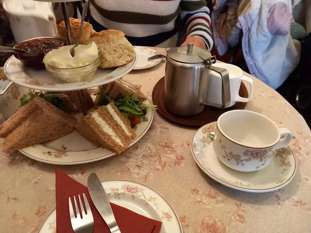 Israel Perez_Abbey Tea Rooms & Restaurant_Glastonbury_review