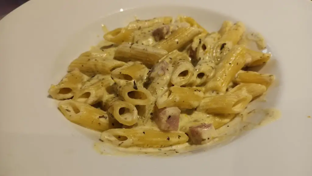 Gordon Lam_Sinatra's Restaurant_Awsworth_review