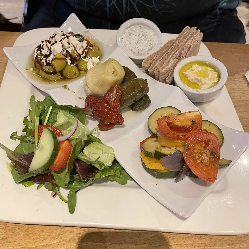 Claudine West_Lazy Gecko Cafe_Glastonbury_review