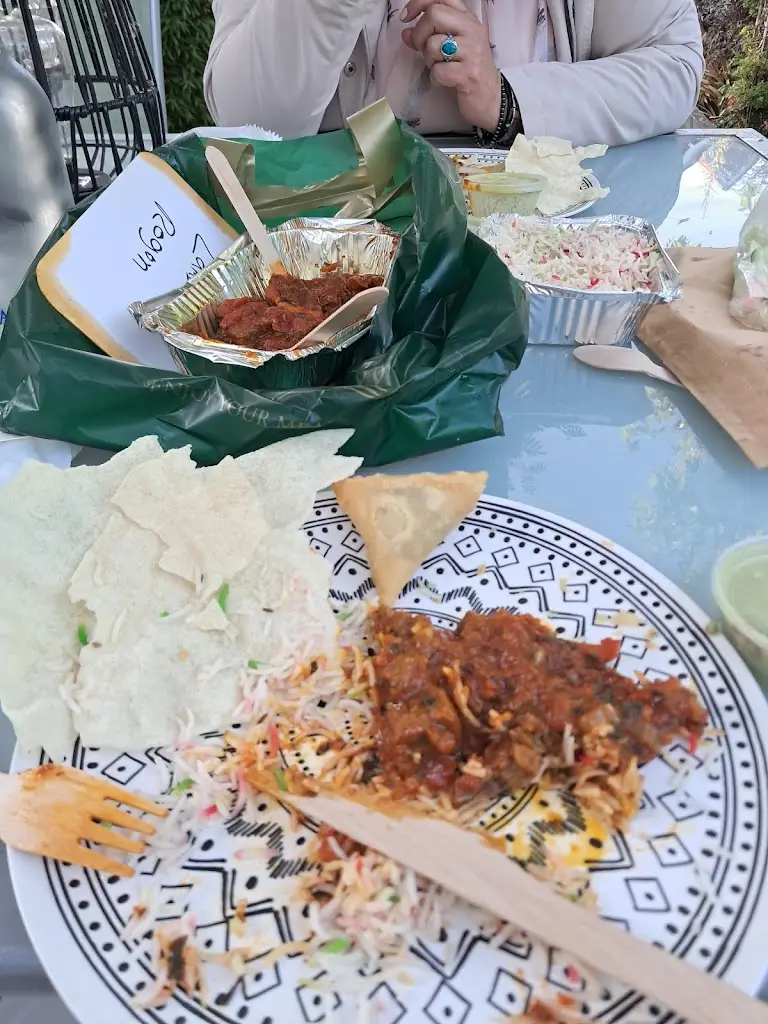 Tracy Little_Elaichi Tandoori_Glastonbury_review