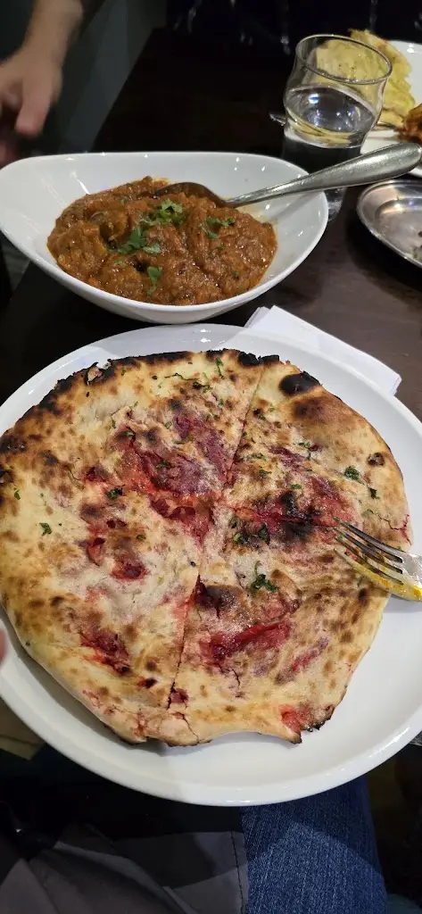 Daniel Zinda_Elaichi Tandoori_Glastonbury_review