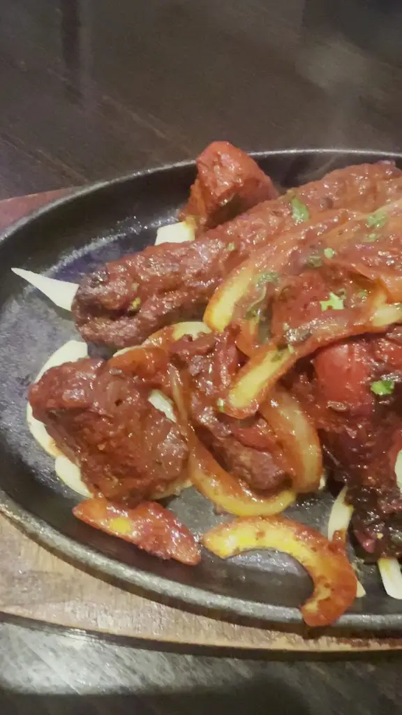 Elaichi Tandoori_Glastonbury_slider_image_2