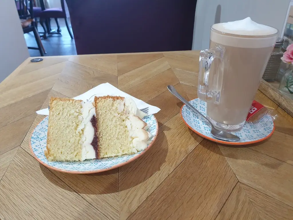 Menu_Victoria House Tearoom_Gosberton_image_7