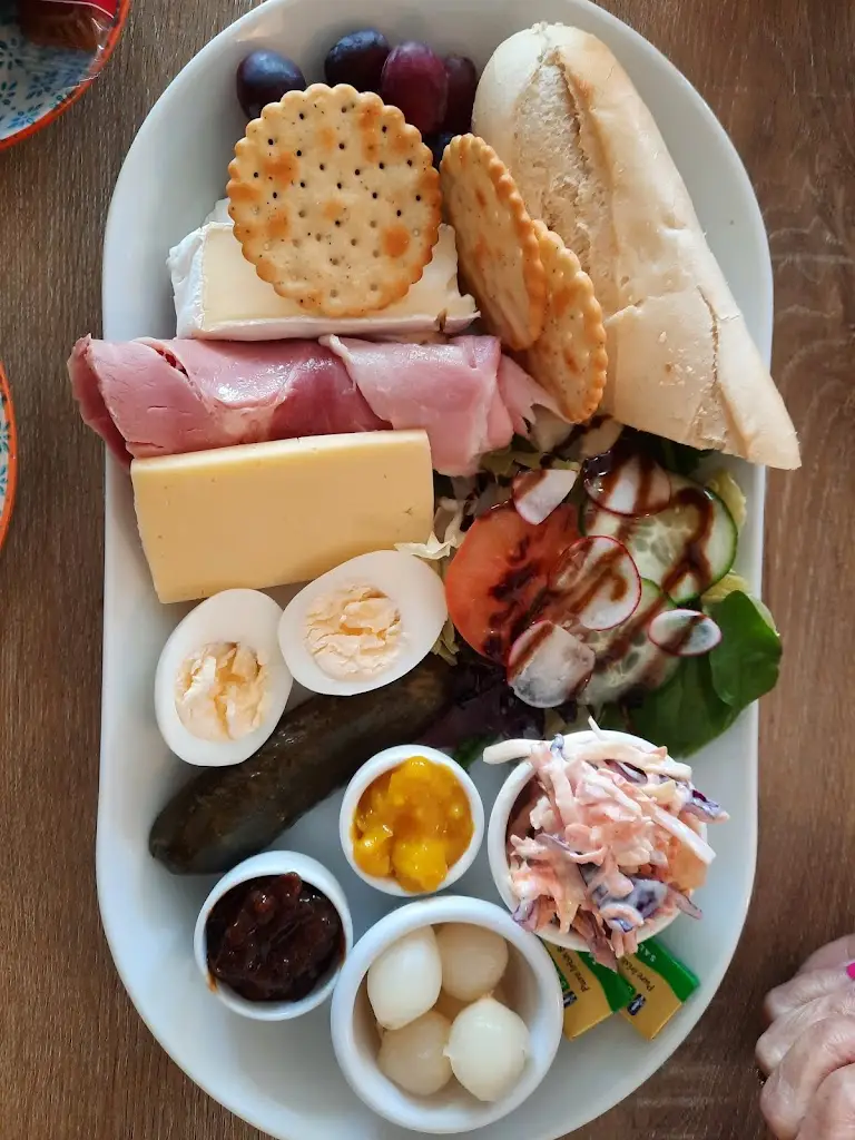 Menu_Victoria House Tearoom_Gosberton_image_8