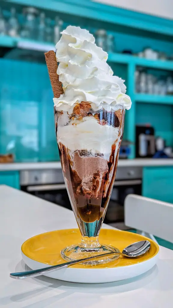 Ardallan Kitchen_Gateshead_slider_image_2