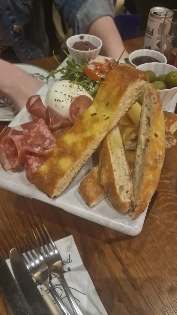 Bella Italia - Gateshead, intu Metrocentre_Gateshead_slider_image_2