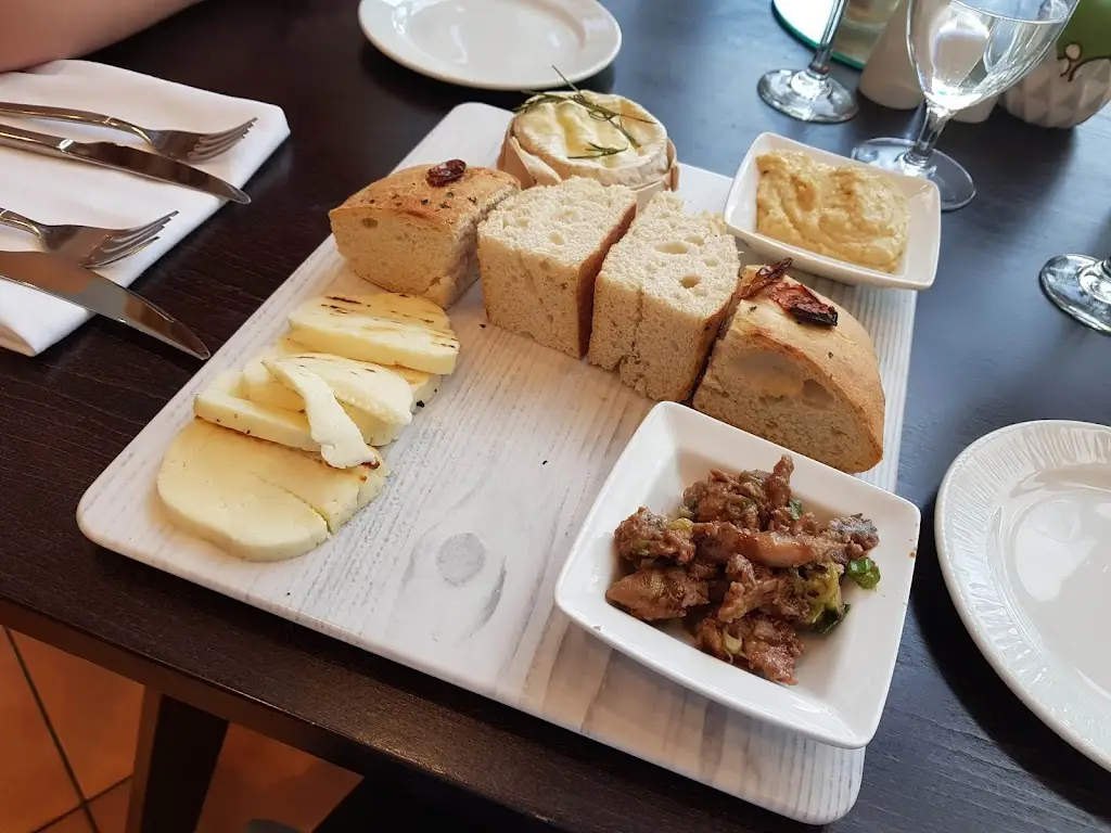 Paul Gallon_Windows on the Tyne Restaurant - Gateshead_Gateshead_review