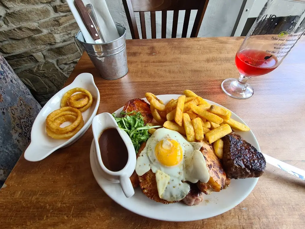 Hayloft_Awsworth_slider_image_2