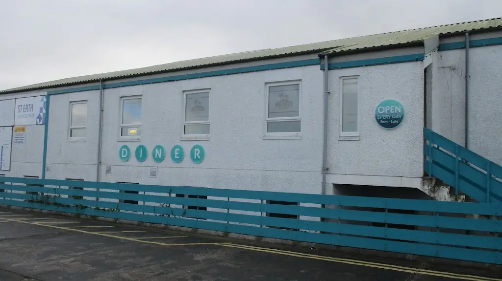 Twotone skaman_TeeCee's Diner_Germoe_review