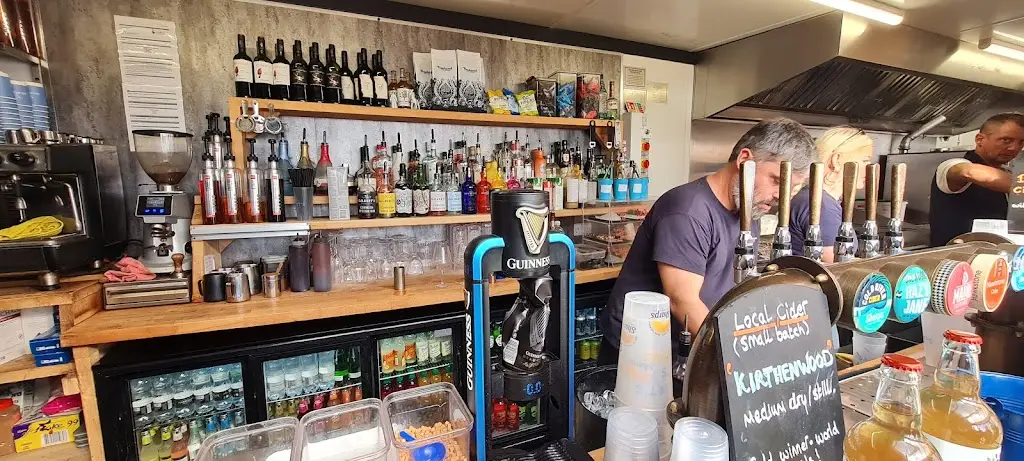 Gilbert's Beach Bar & Kitchen_Germoe_slider_image_2