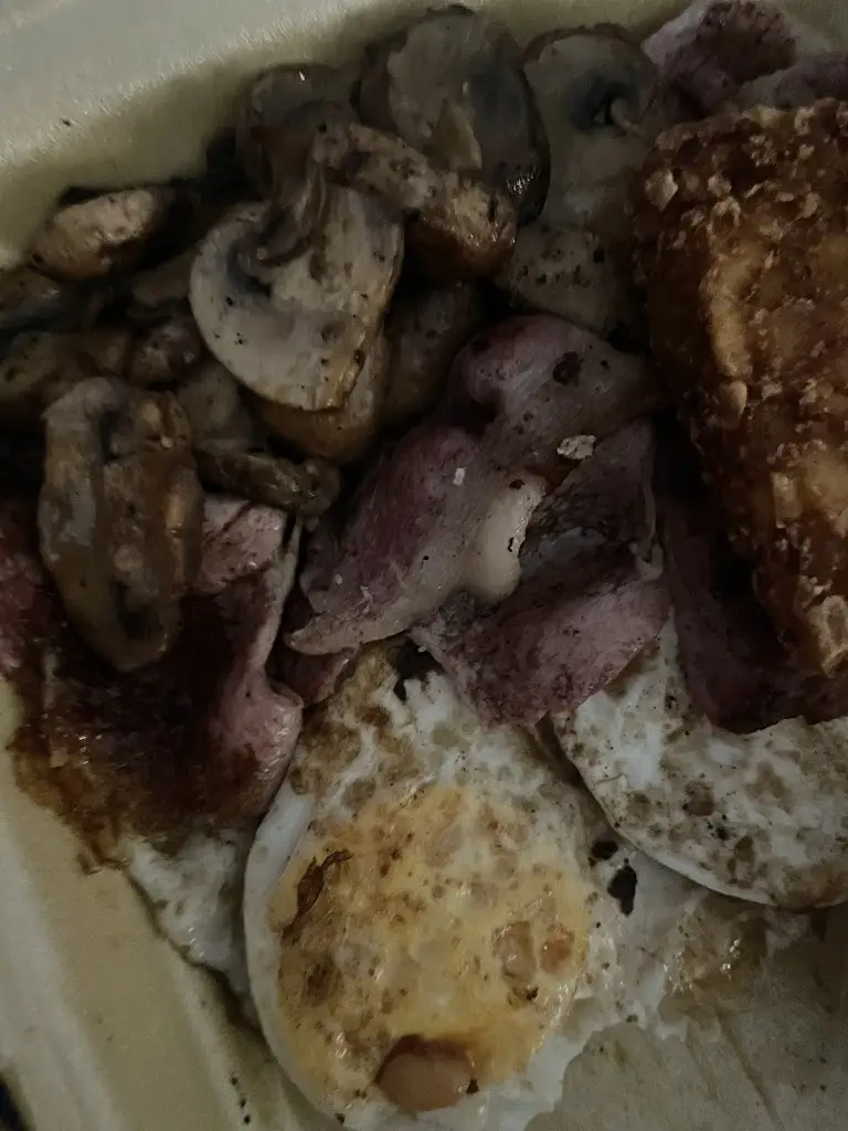 Kyra Partridge_The Cabin Café_Awsworth_review