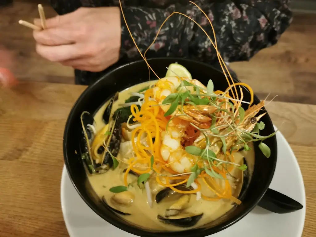 Kota Kai Kitchen Bar_Germoe_slider_image_3