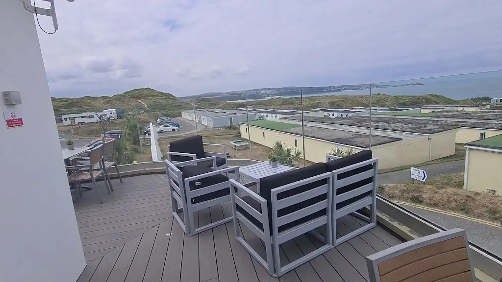 Ella Marart_Coast Kitchen-Bar-Terrace_Germoe_review