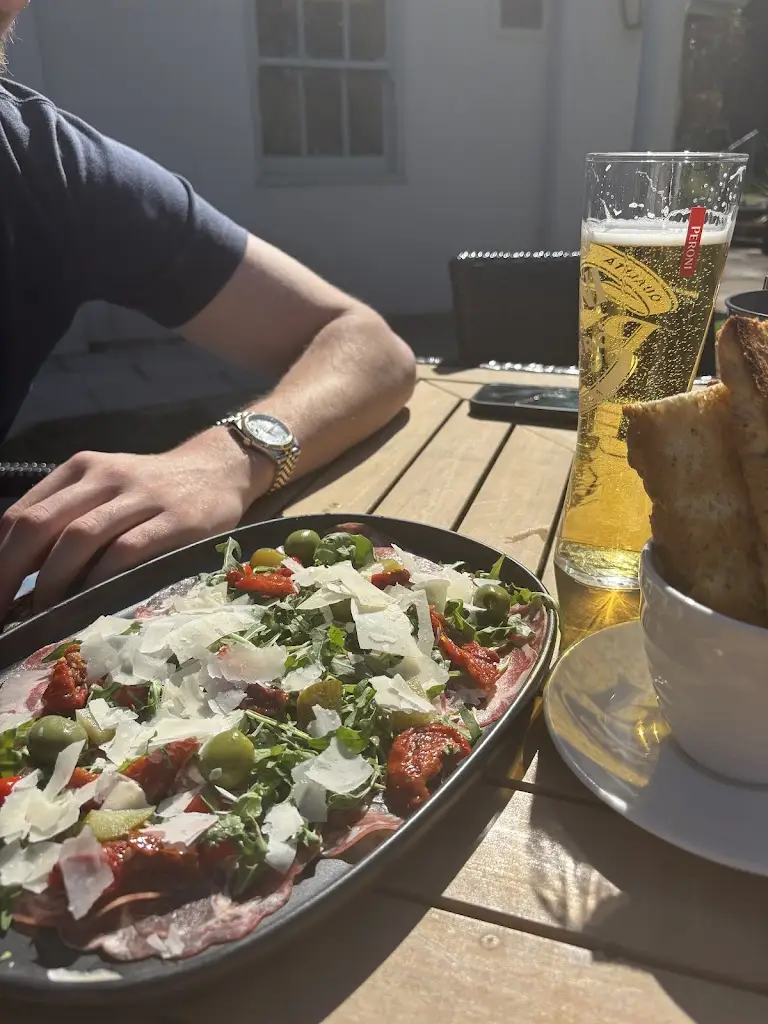 Emily_Inn On The Lake Godalming_Godalming_review