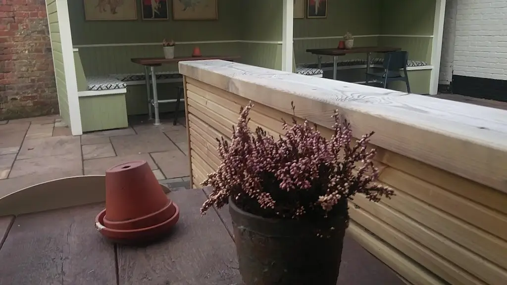 Fox & Finch_Godalming_slider_image_2