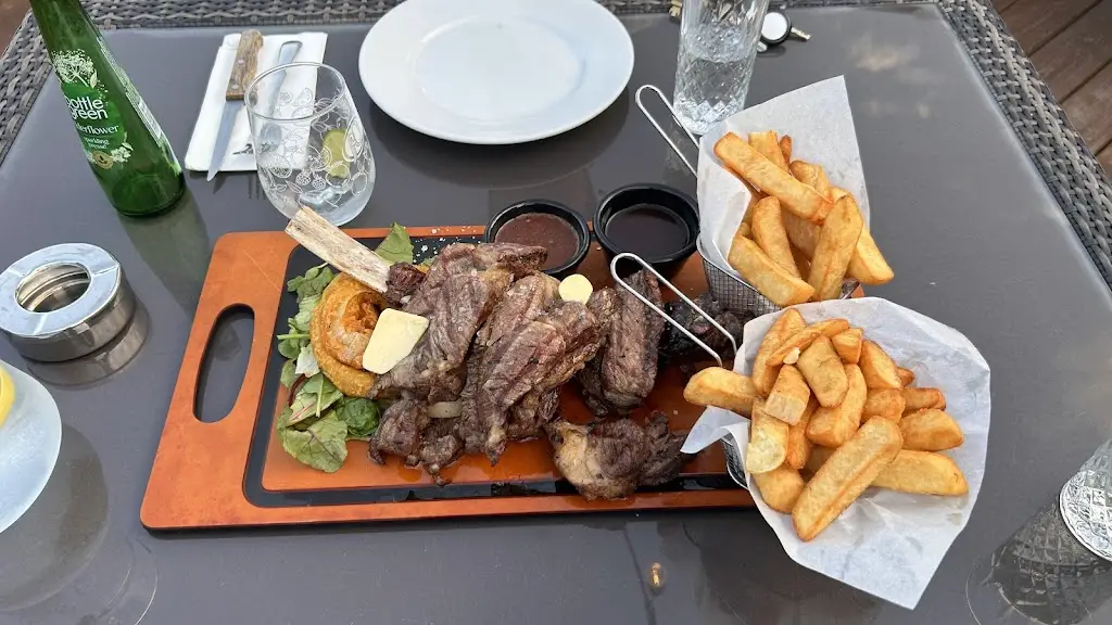 Alfie Welland_Heavens Kitchen at The Squirrel Inn_Godalming_review