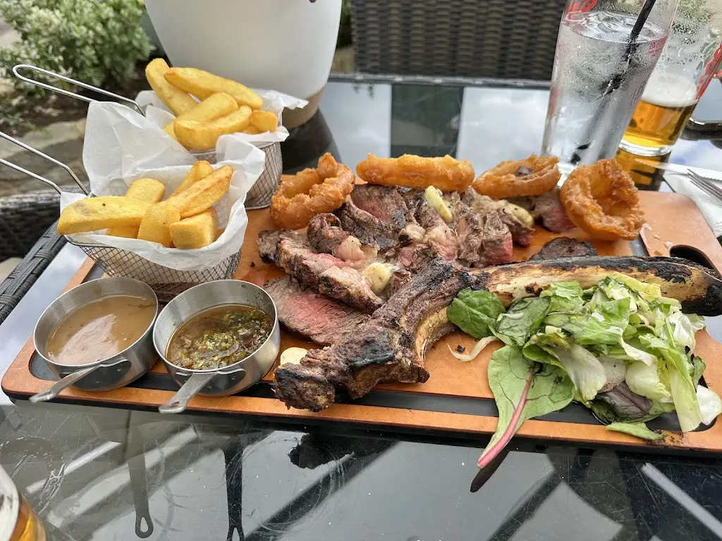 Pub Reviewer-UK_Heavens Kitchen at The Squirrel Inn_Godalming_review