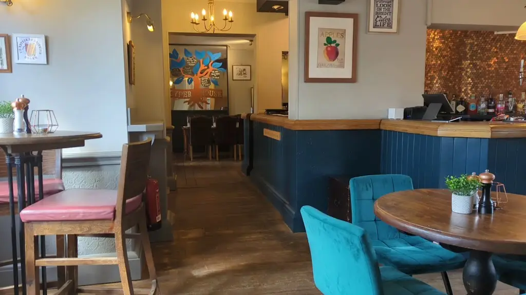 The Cyder House Inn_Godalming_slider_image_2