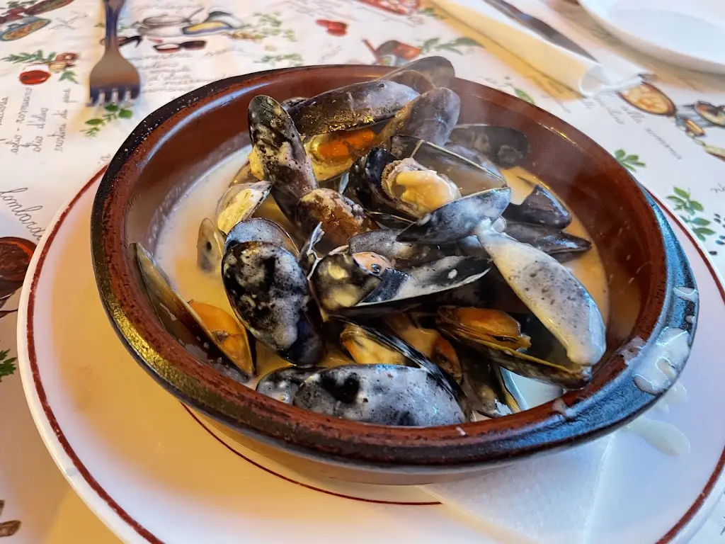 Don Pino_Golborne_slider_image_2