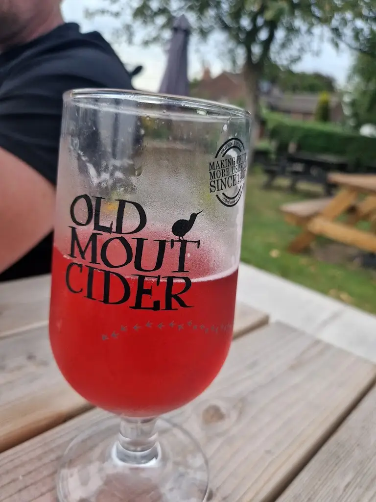 Menu_The Travellers Rest_Golborne_image_9