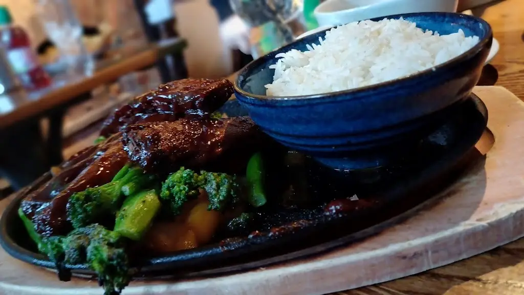 Menu_Hare & Hounds_Golborne_image_8