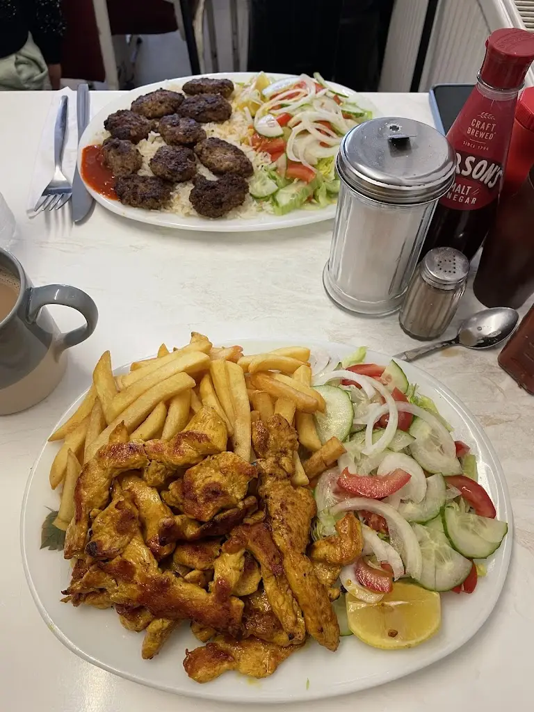 Daniel Brookes_Golborne Restaurant_Golborne_review