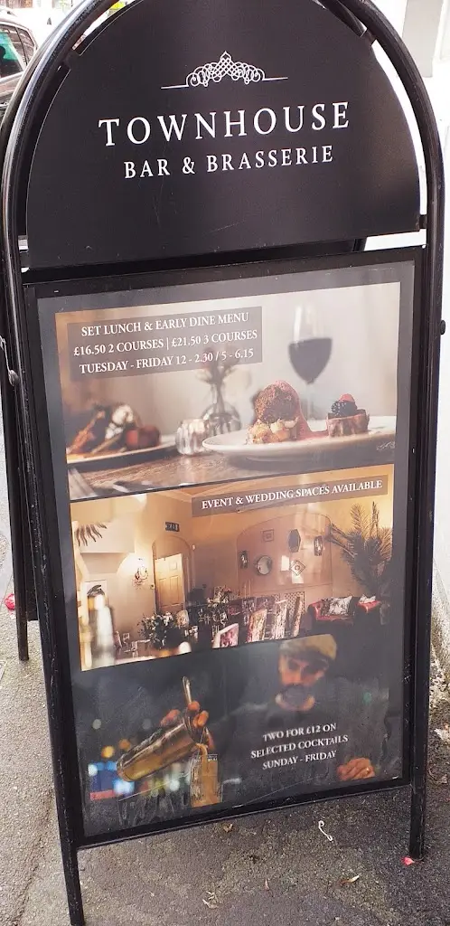 Menu_Townhouse Bar & Brasserie_Gobowen_immagine_1