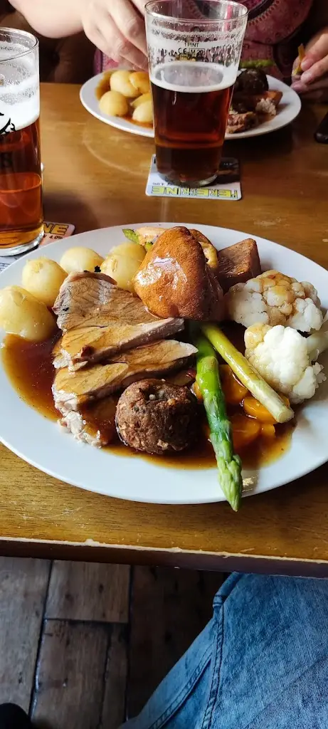 Menu_The Griffin Inn Oswestry_Gobowen_image_9