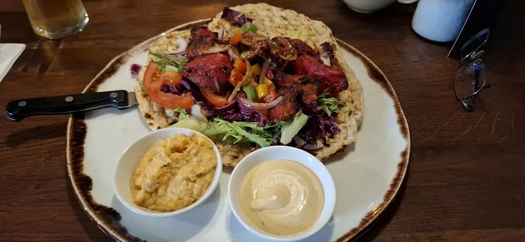 Jonathan Daniels_Castle Bistro, Tearoom & Wine Bar_Gobowen_review