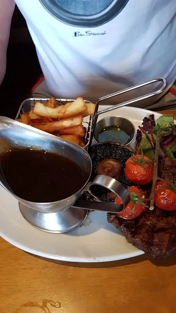 Menu_The Fox and Hounds_Badsworth_image_7